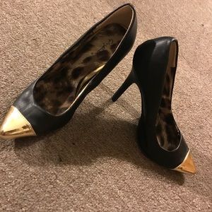 Qupid Black & Gold Heels